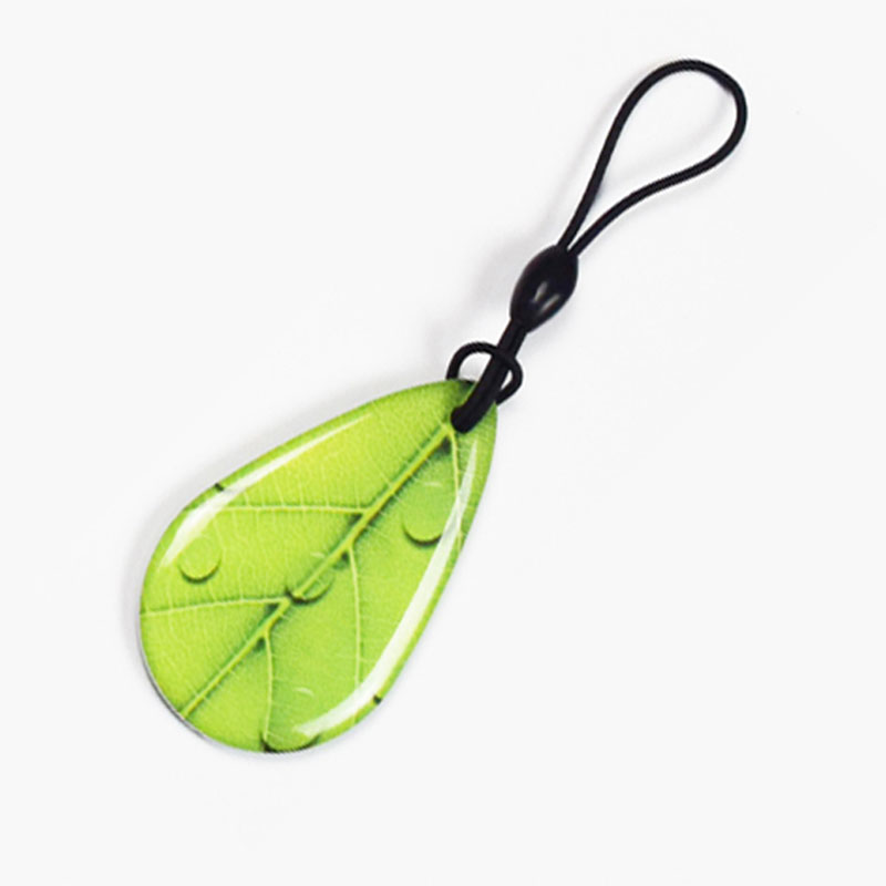 Как RFID-брелки повышают безопасность офисов и жилых зданий?